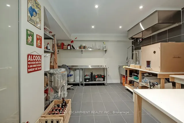 Additional image 38 of 291 Glen Afton Dr