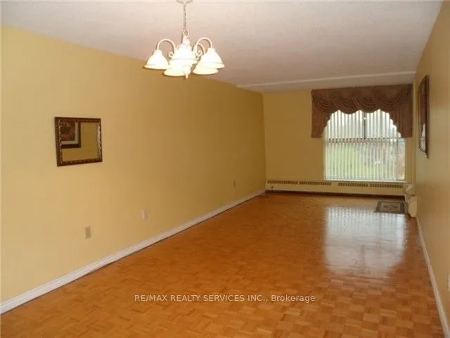 Additional image 4 of 4689 Jane St Unit 409