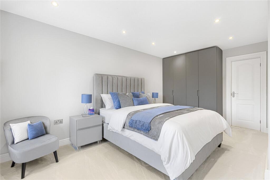 Additional image 11 of Pine Grove, Brookmans Park, Herts, AL9