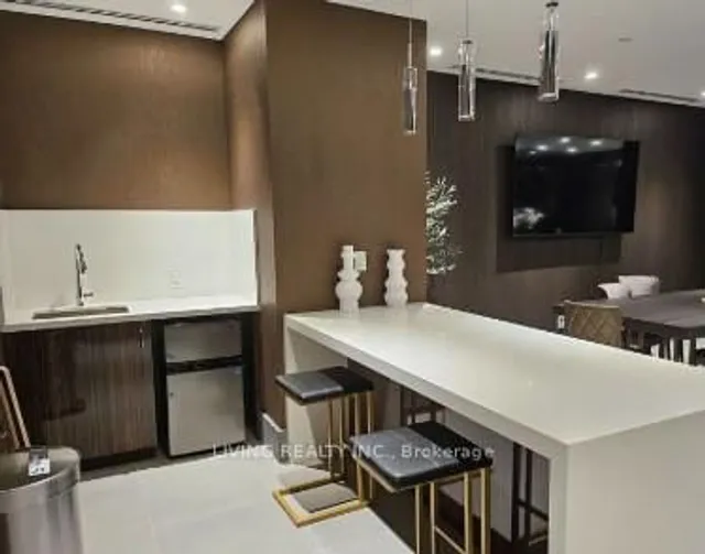 Additional image 11 of 8 Widmer St Unit 4101