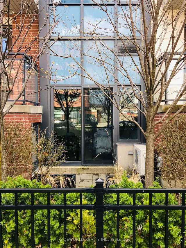 Additional image 11 of 25 OAK St