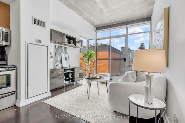 Additional image 12 of 33 Mill St Unit 501