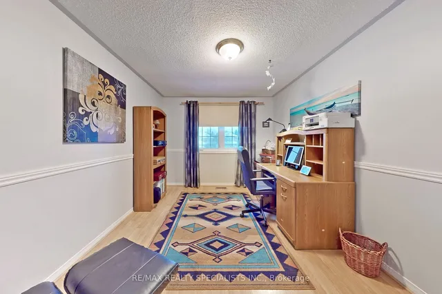 Additional image 36 of 8 Cochrane Ave