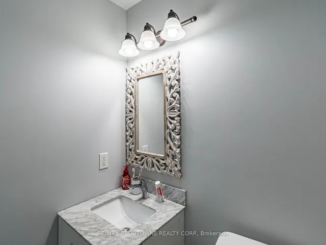 Additional image 35 of 1030 Donnelly St