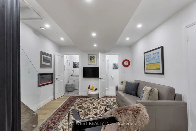 Additional image 35 of 193 Wright Ave