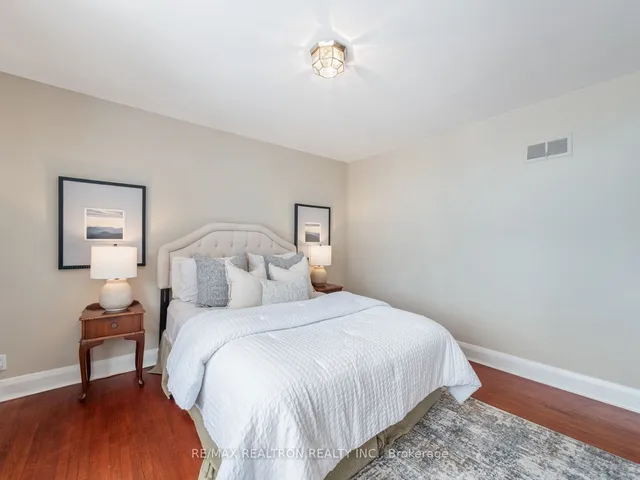 Additional image 19 of 28 Graymar Ave