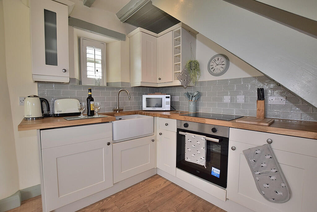 Additional image 7 of Youngs Yard, Richmond