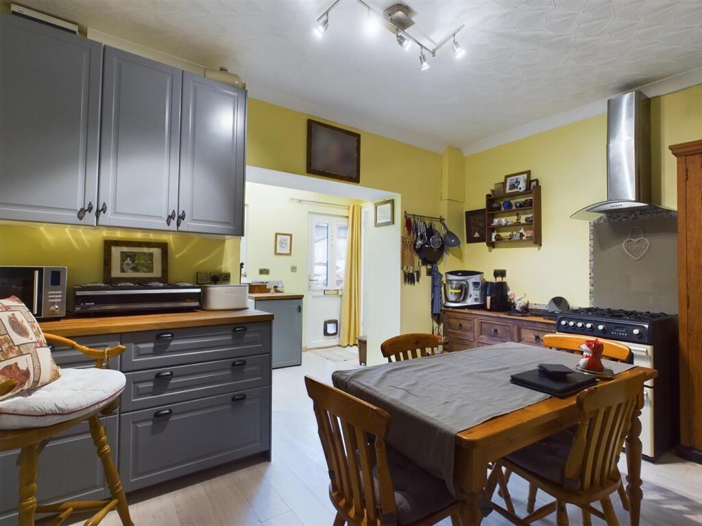 Additional image 6 of Railway Terrace, Heol Laethog, Bryncethin