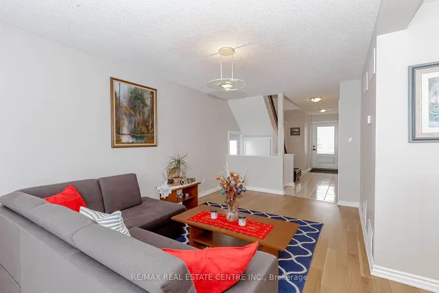 Additional image 13 of 4155 Dursley Cres