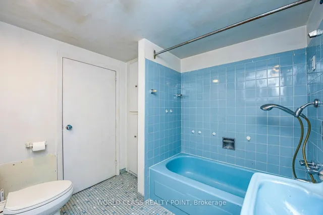 Additional image 32 of 18 Glendale Ave