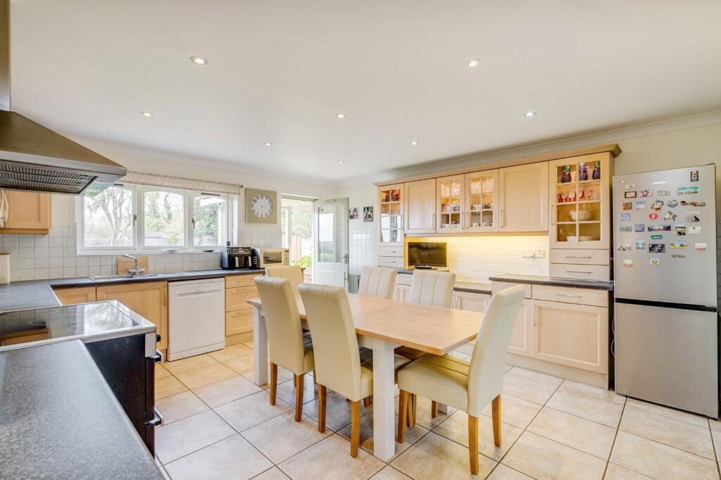 Additional image 9 of Danesbury Park Road, Welwyn, Hertfordshire, AL6