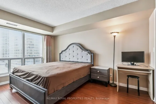 Additional image 13 of 11 Lee Centre Dr Unit 1002