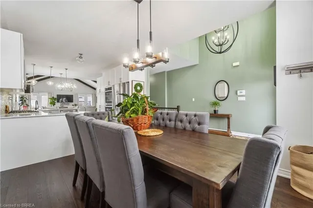 Additional image 7 of 218 Bellagio Ave