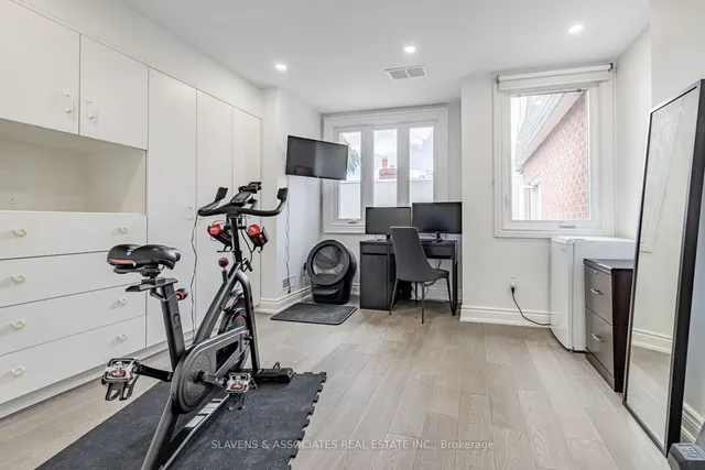 Additional image 23 of 1356 Bathurst St Unit 1