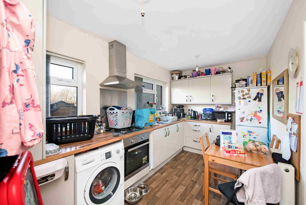 Additional image 5 of Walden Drive, Bradford, BD9