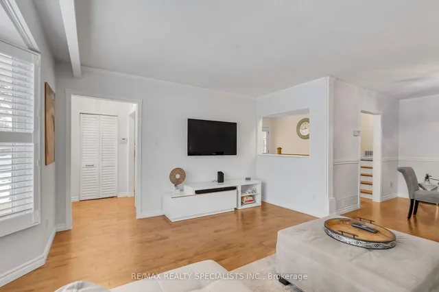 Additional image 4 of 63 Lockton Cres