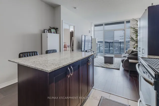 Additional image 5 of 1940 Ironstone Dr Unit 311