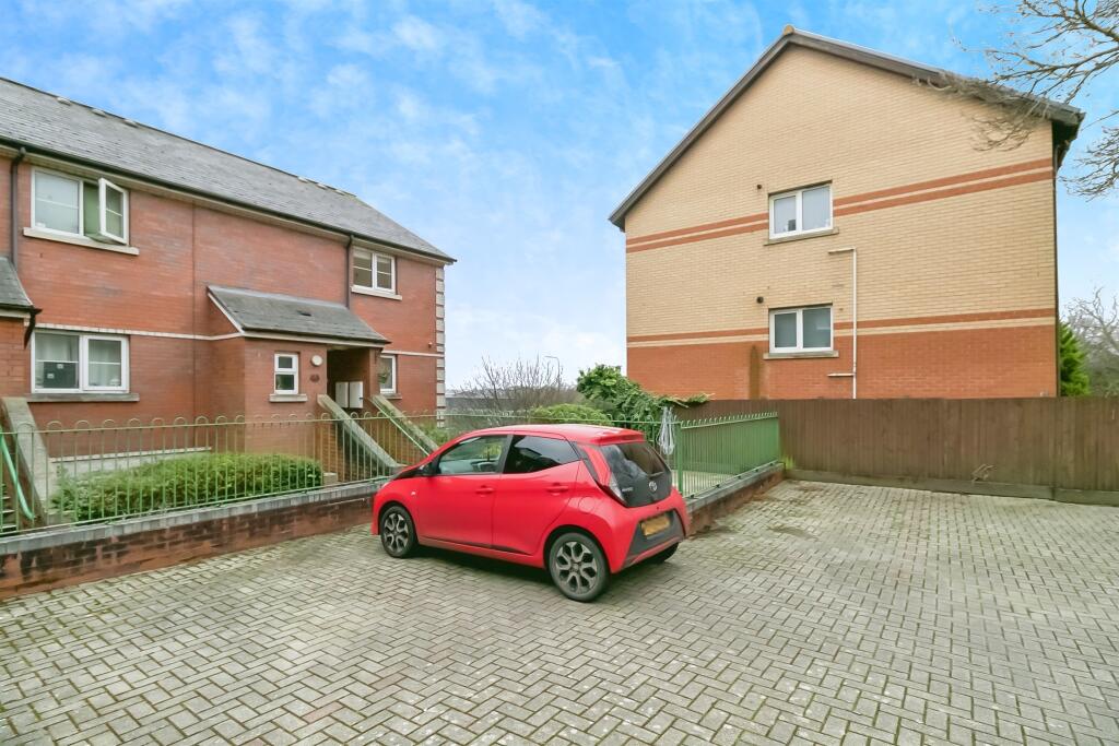 Additional image 14 of Dock View Road, BARRY