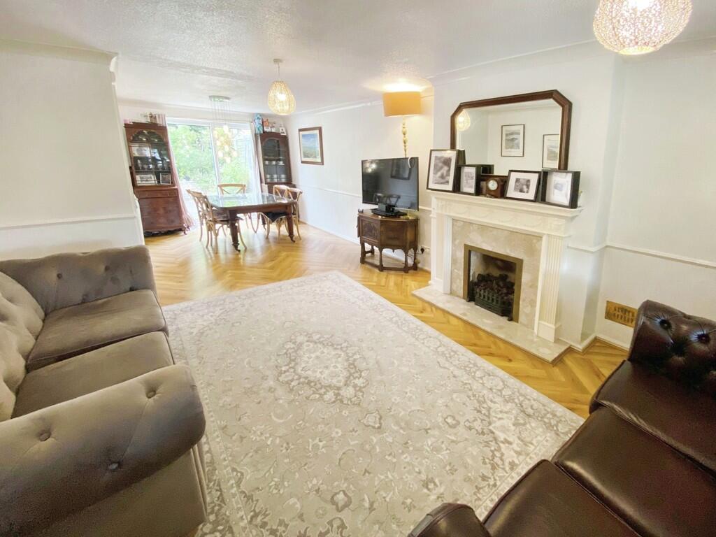 Additional image 22 of Mills Avenue, New Halll