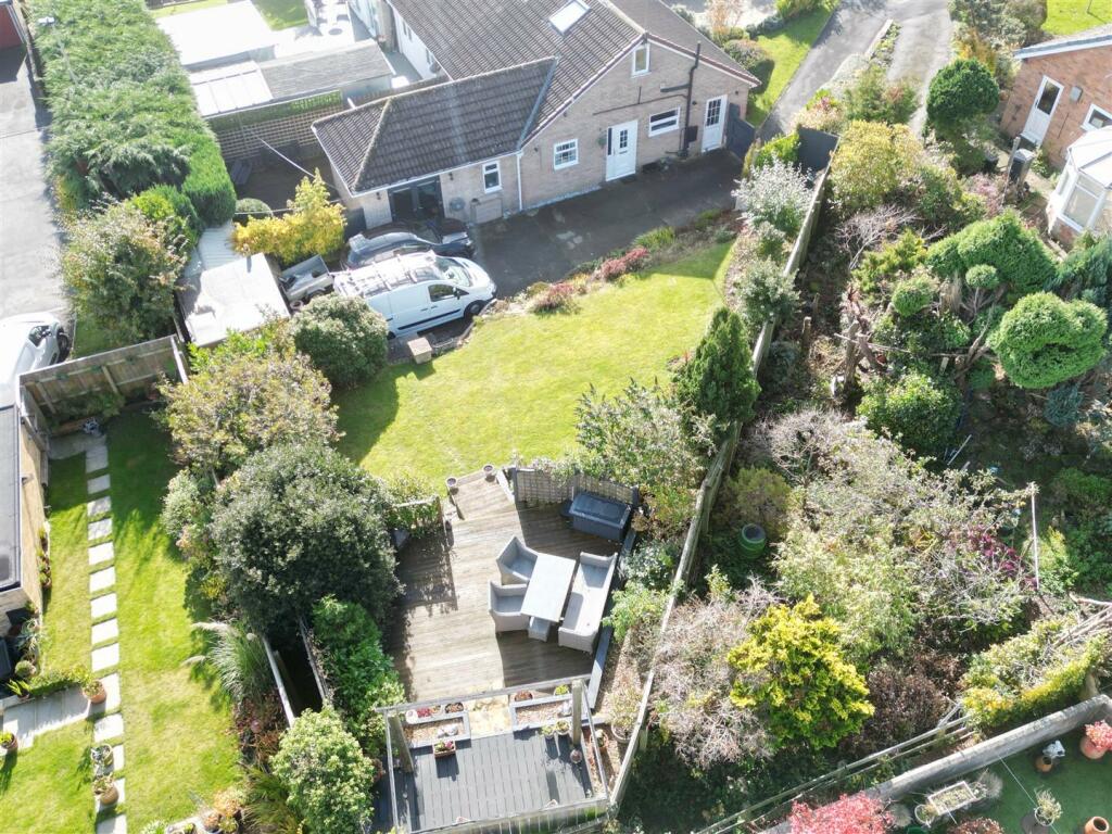 Additional image 37 of Ronaldshay Close, Richmond