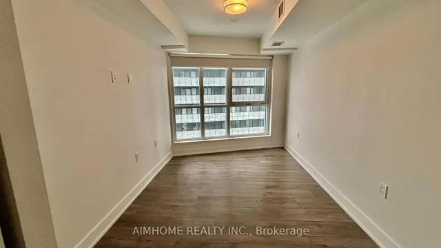 Additional image 15 of 585 Bloor St Unit 1722