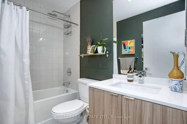 Additional image 6 of 840 St Clair Ave Unit 619