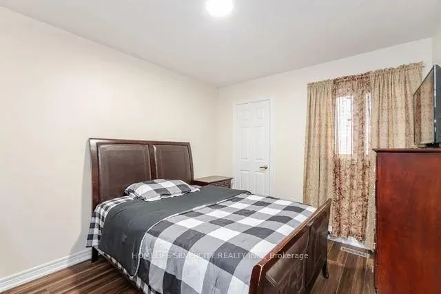 Additional image 21 of 150 Fairwood Circ