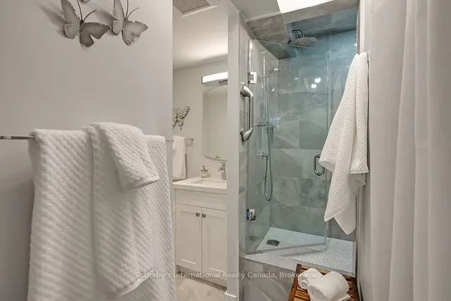 Additional image 26 of 1359 White Oaks Blvd Unit 103