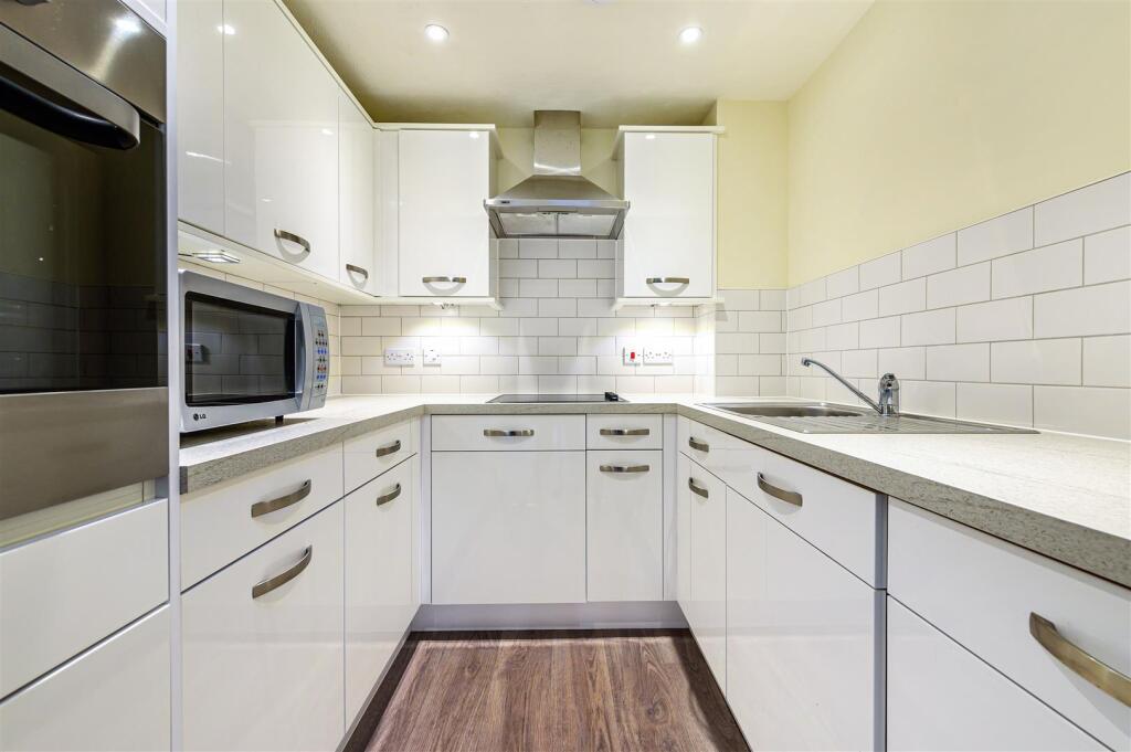 Additional image 2 of Sapphire Lodge, Nailsea