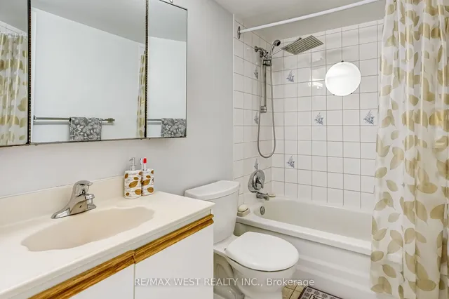 Additional image 27 of 340 Dixon Rd Unit 209