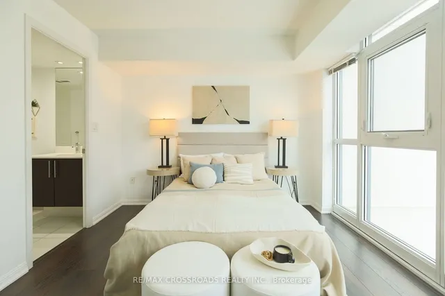 Additional image 19 of 400 Adelaide Ave Unit 2104