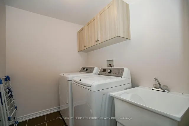 Additional image 39 of 47 Timbercove Rd