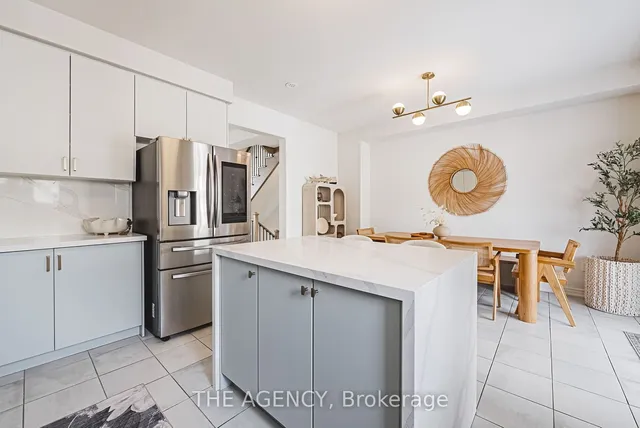 Additional image 20 of 525 Dundas St