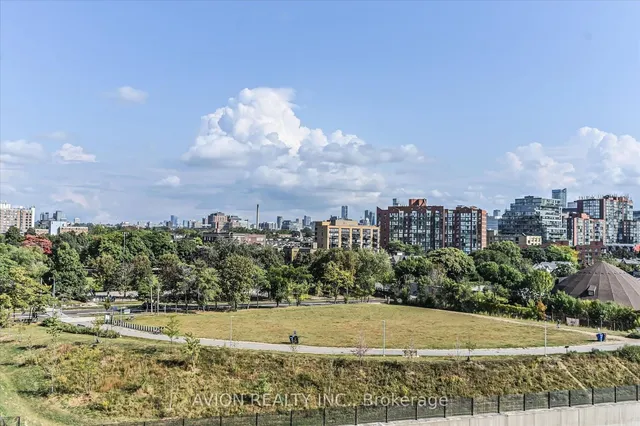 Additional image 20 of 50 Ordnance St Unit 402