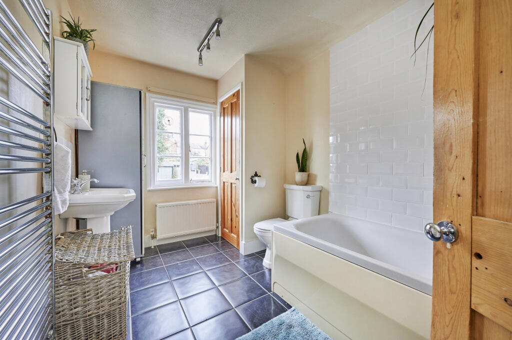 Additional image 9 of Lower Luton Road, Harpenden, Hertfordshire, AL5