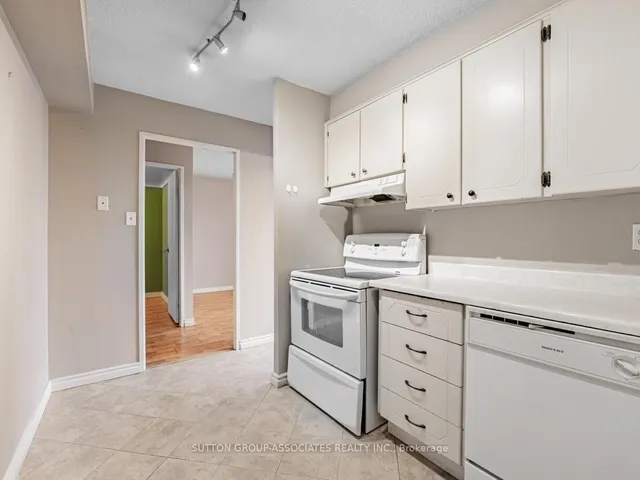 Additional image 15 of 1300 Marlborough Crt Unit 504