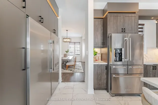 Additional image 10 of 583 Beam Crt