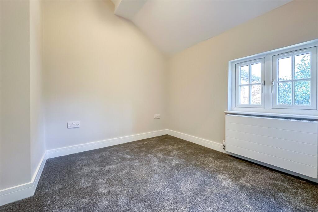 Additional image 7 of St. Stephens Hill, St. Albans, Hertfordshire, AL1