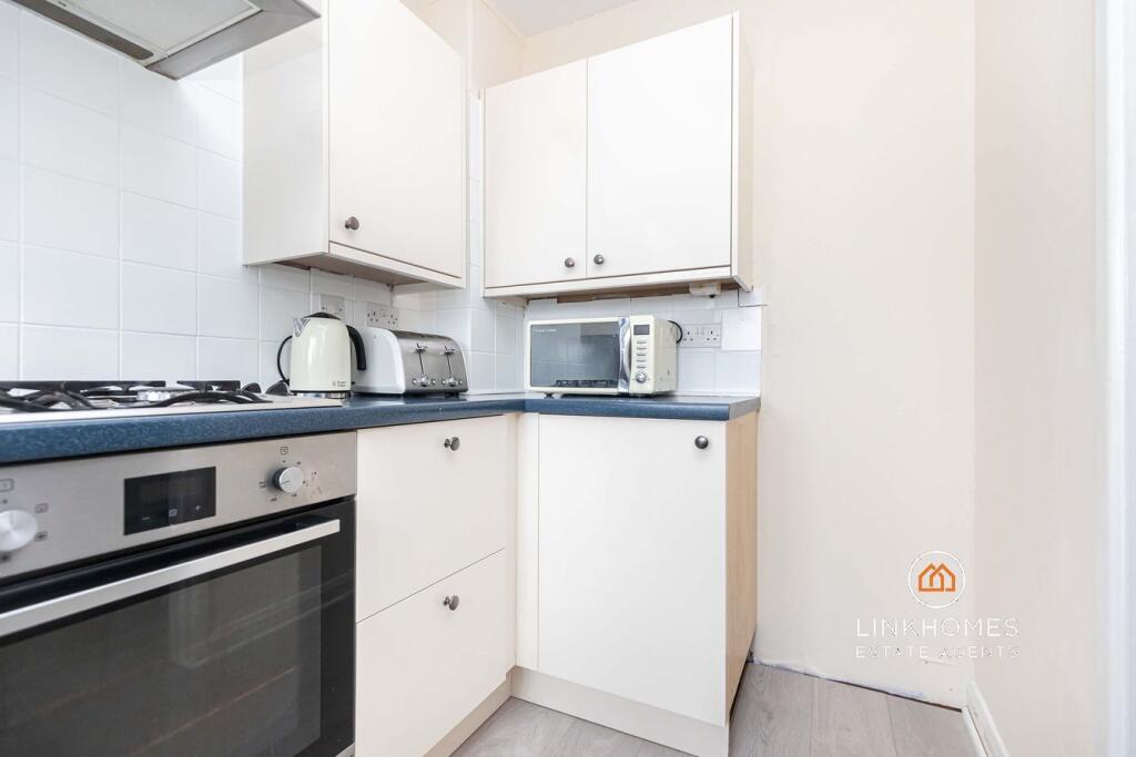 Additional image 5 of Viscount Walk, Bournemouth, BH11