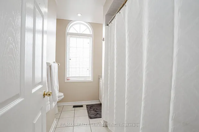 Additional image 24 of 47 Oakmeadow Dr