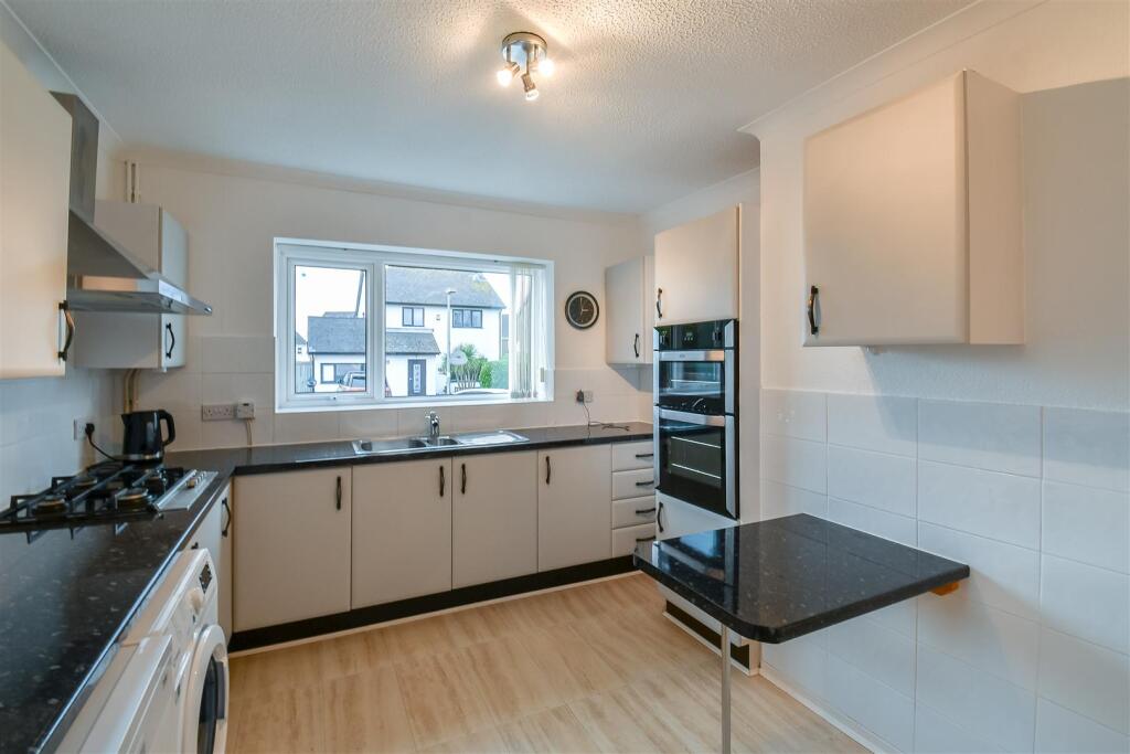 Additional image 4 of Cliffwood View, Barry