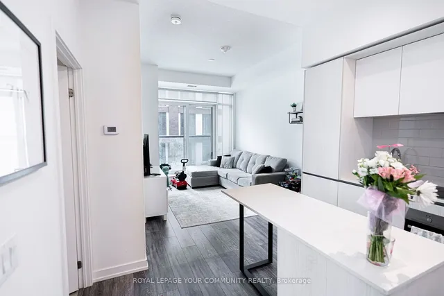 Additional image 6 of 34 Tubman Ave Unit 201