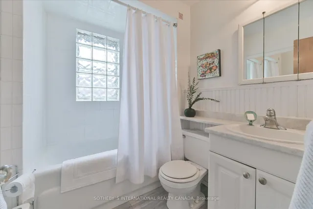 Additional image 15 of 19 Sharpe St