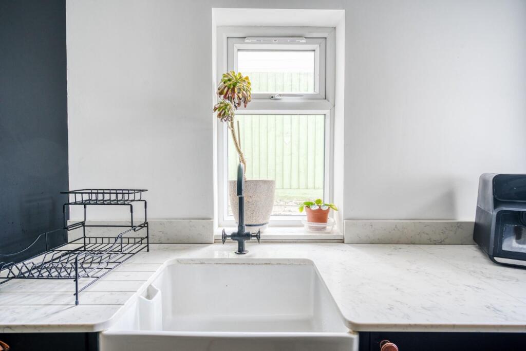 Additional image 4 of Beautiful period home, ideally situated for access to all of Yatton's ameneties