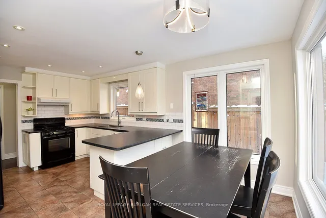 Additional image 13 of 541 Kastelic Pl