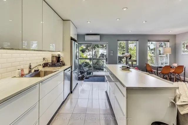 Additional image 6 of 36 Glenlake Ave