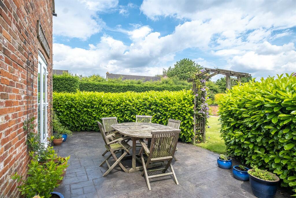 Additional image 39 of Main Street, Clifton Campville