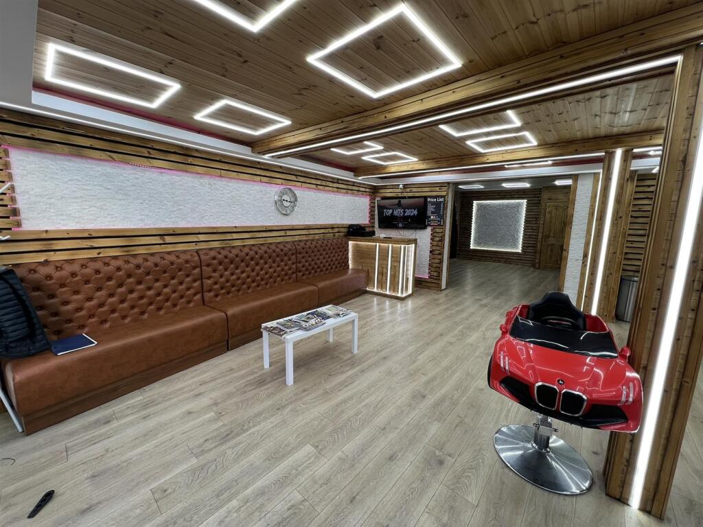 Additional image 3 of Market Place, Warminster