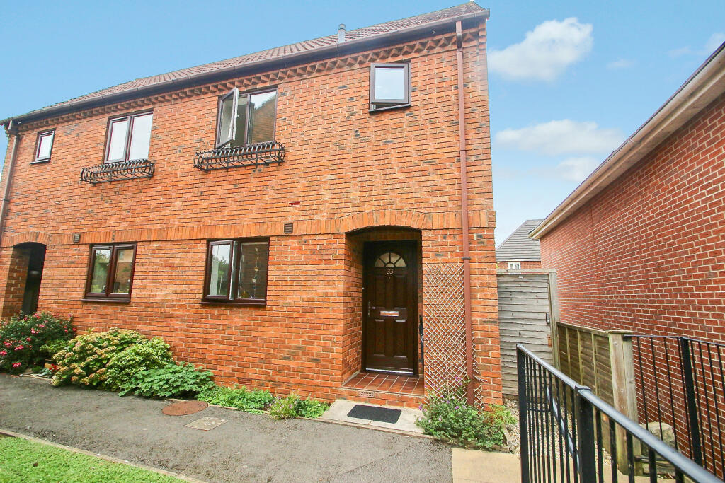 Primary image of Heritage Court, Glastonbury
