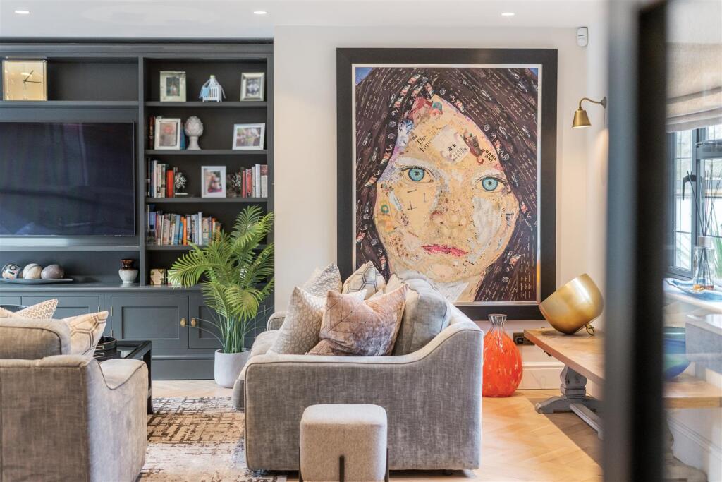 Additional image 12 of Chislehurst Road, Petts Wood East